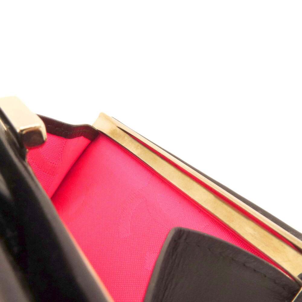 CHANEL Black Leather Wallet - Picture 14 of 16